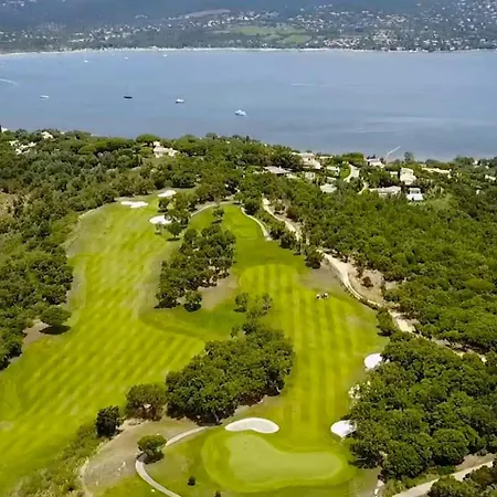 Golf Residences * Gassin