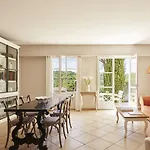 Golf Residences