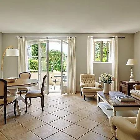 Golf Residences *
